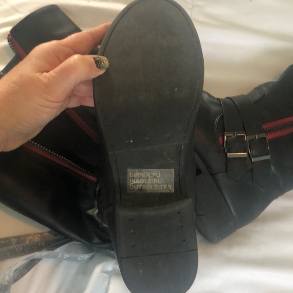 JC tall black boots size 9 - Picture 3 of 3